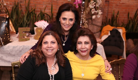  Lorena Guerra, Guadalupe Terrazas y Gladis Sánchez.
