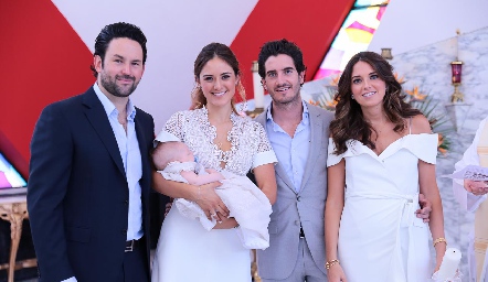  Alberto Rangel, Ana Pao Rangel, el pequeño Andrés, Chema y Luzde Gómez.