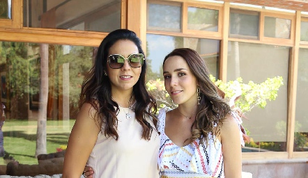  María Fernanda Castillo y Ximena Castillo.