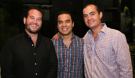  Pablo Guerra, Mauricio García y Christian Almazán.