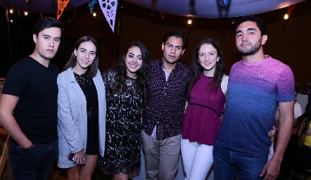  Daniel Estada, Andrea Villasana, María Paula Gómez, Joel González, Maite Cárcova y Alfonso Jerez.