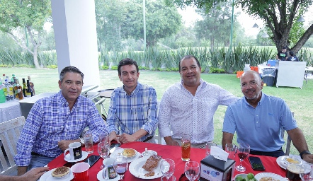  Pepe Maza, Óscar Silos, Óscar González y Marcelo Meade.