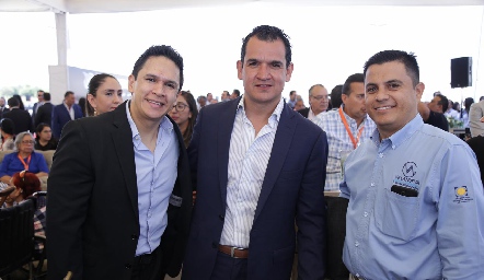  Héctor Carmona, Oscar Pérez y Noé Murillo.