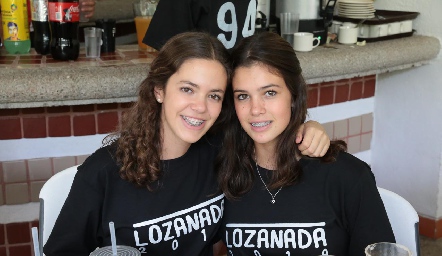  Montse y Ánika Lozano.