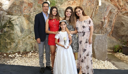 César Ramos, Valeria Ramos, Fer Ramos, Mariana Ponce y Cecilia Ponce.