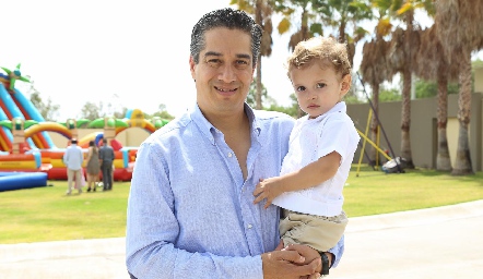  César Ramos y Tomás.