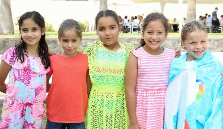  Fer, Mónica, Romina, María y Daniela.
