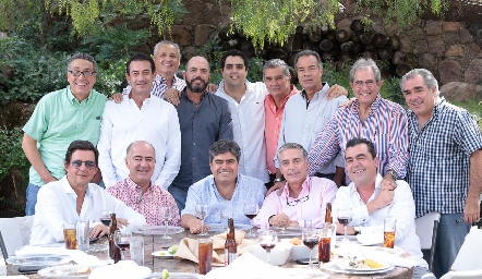  Chava de la Maza, Polo Córdova, Carlos Brueggeroff, Jeppo Mahbub, José Carlos Mahbub, José Luis Leiva, José Luis Hernández, Alfonso Galán, Toño Esper, Carlos López, Rafael Olmos, Paco Leos, Gerardo Serrano y Javier Gómez.