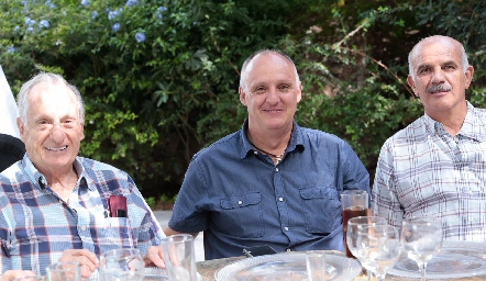  José Victoriano Martínez, Pepe Martínez y José Luis Musa.