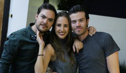 Pedro Pablo Lozano, María Paula Hernández y Roberto Lozano.
