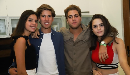  Pepi Tobías, Galo Galván, Tomás Alcalde y Emilia Meade.