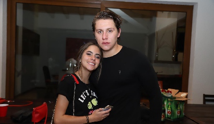  Isabela García Tacea y Mau Ojeda.