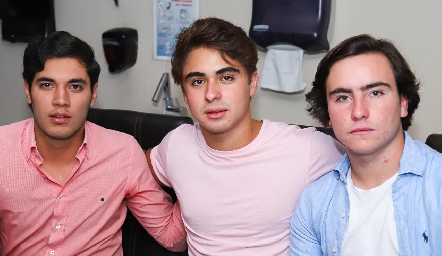 Andrés Quintero, Santiago de Alba y Mateo Guerra.