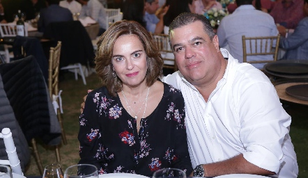  Patricia González y Carlos Esparza.