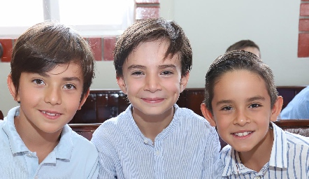  Santi, Mario y Ricardo.