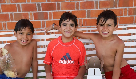  Pablo, Jerónimo y Rodrigo.