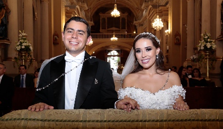  Eduardo González y Sofía Dorantes ya son esposos.