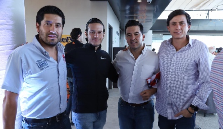  Oscar Guerrero, Mauricio Ramírez, Federico Mendizábal y Andrew Delgado.