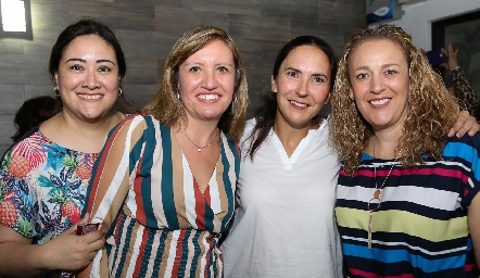  Yolanda García, Lety Jiménez, Ana Ibáñez y Bárbara Benavente.