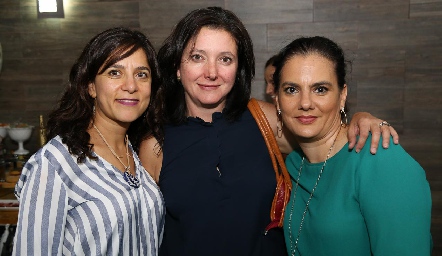 Alejandra Castillo, Verónica Saiz y Alejandra León.