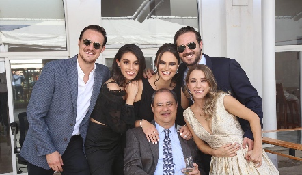 Pato Valle, Adri de la Maza, Cuque, Héctor y Ro Valle y Ana Gaby Ibarra.