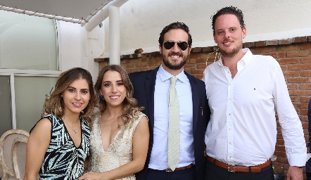  Conchita Stahl, Ana Gaby Ibarra, Ro Valle y Rodrigo Ruiz.