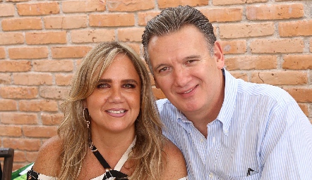 Ana Clara Bárcena y Sergio Solana.