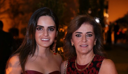  Adriana Olmos y Adriana Carrera.