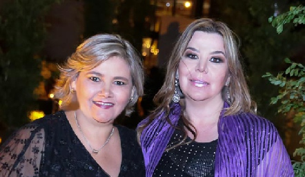  Aurora García y Gabriela Lozano.