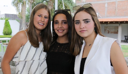  Isa Galván, Vale Nava y Lorenza Hinojosa.