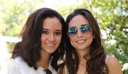 Fer Duarte y Mariana Meade.