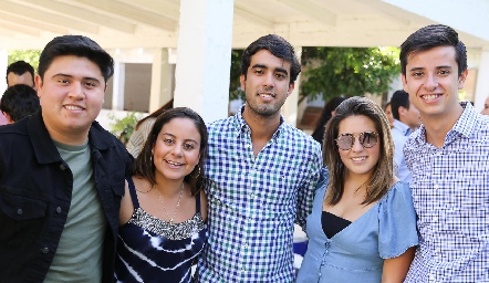  Jesús Loredo, Karime Zamora, Mau Flores, Marijó Bocard y Mauricio Barraza.