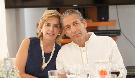  Rosy y Ricardo Torres.