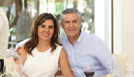  Montserrat Abella y Juan Manuel Piñero.