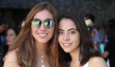 Priscila Martínez y Mariana Anaya.