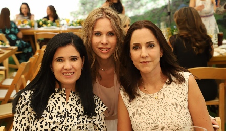  Martha Aldrett, Maiela Conde y Ana Isabel Pérez.