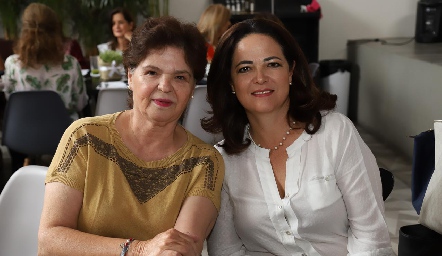  Pilar Labastida y Paulina Gordoa.