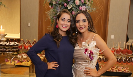  Laura Hermosillo con su cuñada Giselle Martínez.