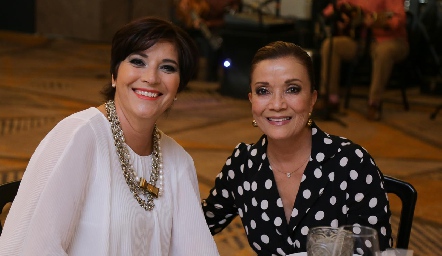  Alicia Cabello y Soledad Vega.