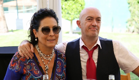  Ana Luisa Lujambio y Francisco Artolózaga.