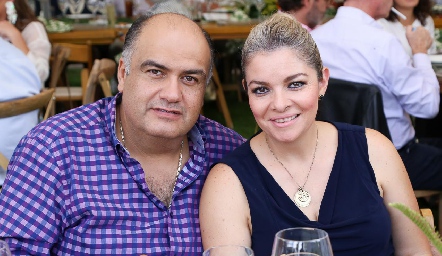  Aurelio Argüelles y Sandra Pérez.