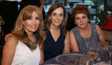  Araceli Foyo, Amparo Lomelín y Pilar Mora.