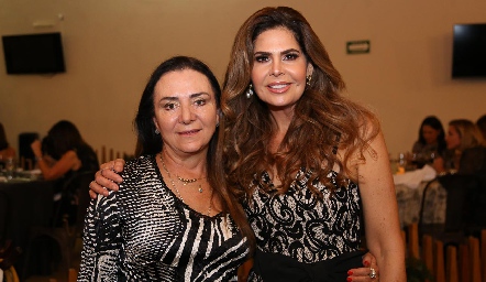  Mónica Meade y Martha Díez Gutiérrez.