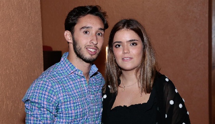 José Ascanio y Carlota de la Garza.