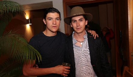  José Madrigal y Pato Ávila.