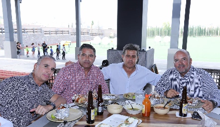  Ricardo Balbontín, José Maza, Galo Galván y Marcelo Meade.