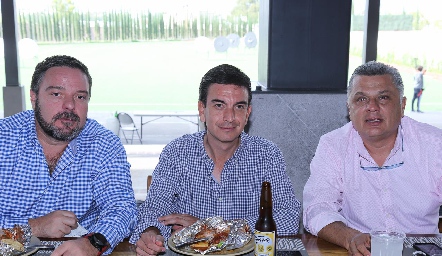  Héctor Morales, Oscar Silos y Ariel Álvarez.