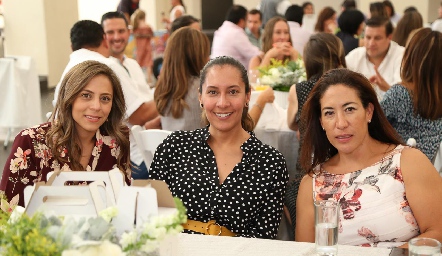  Fernanda Torrescano, Alma Jiménez y Rosa Elena Morales.