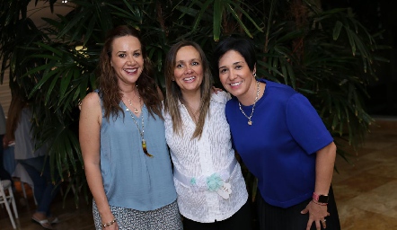  Mary Carmen Ayala, María José Ejarque y Silvia Noriega.