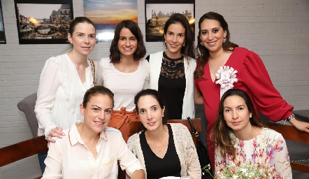  Sofía Valladares, Mónica Medlich, Maricarmen Meade, Jaqueline Villalba, María José Foyo, Mariana Candia y Ana Bertha Hernández.